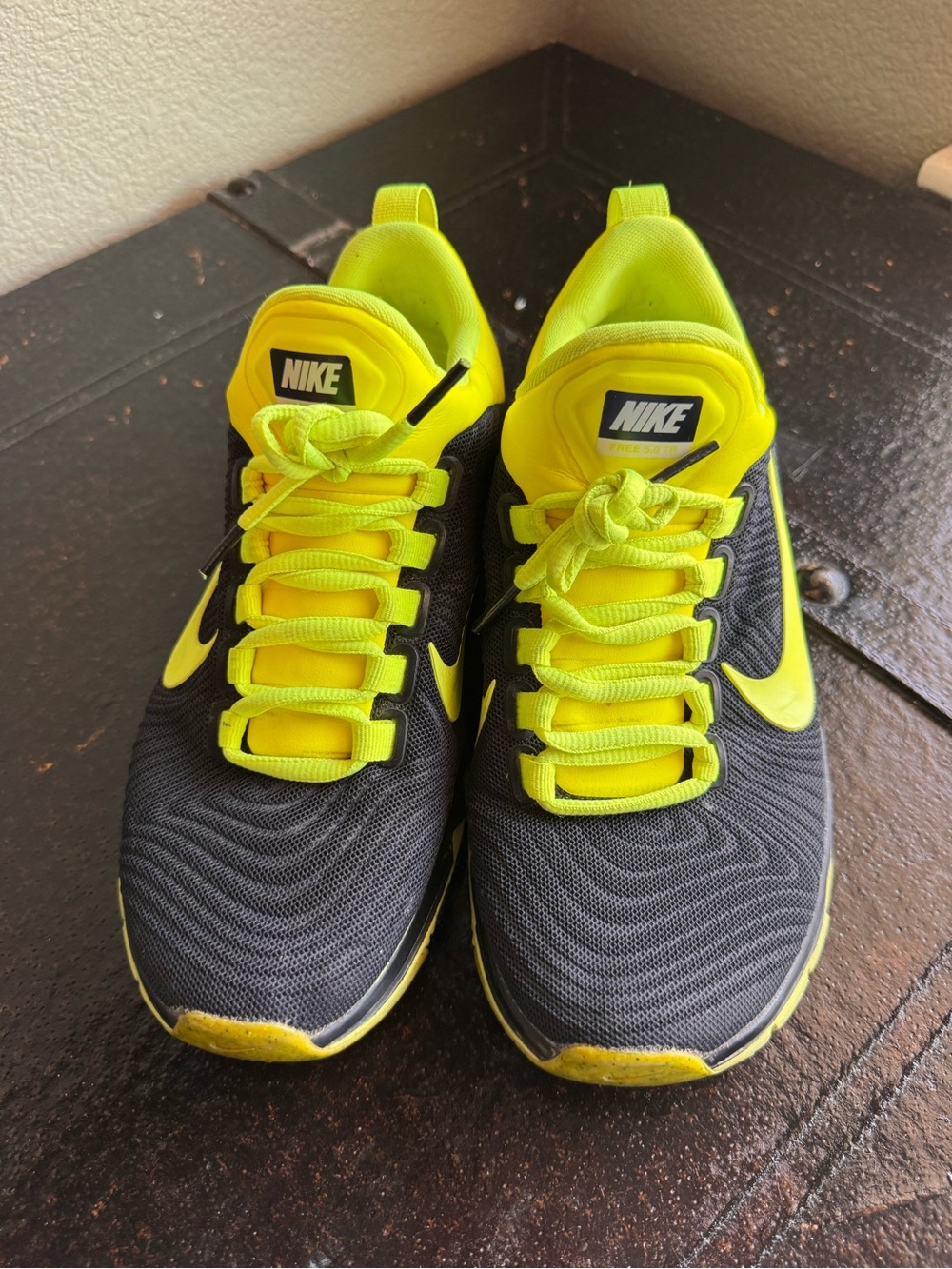 Nike Men’s Black and Neon Yellow Athletic Running Shoes